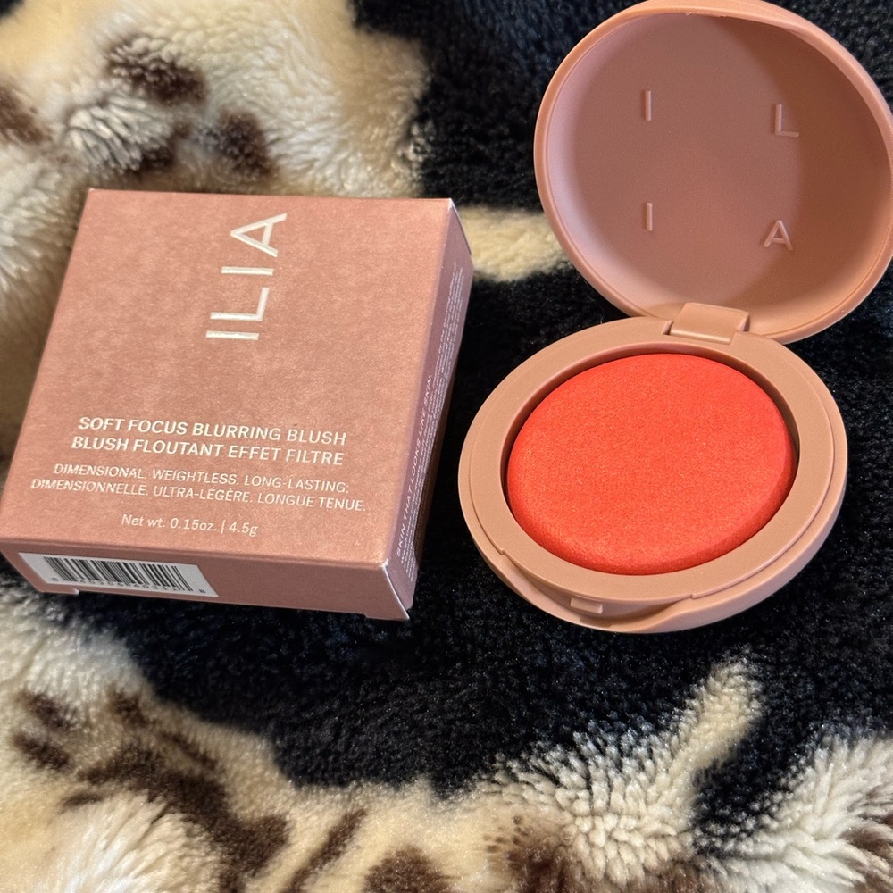 ILIA Soft Focus Blurring Blush - Dusty Rose